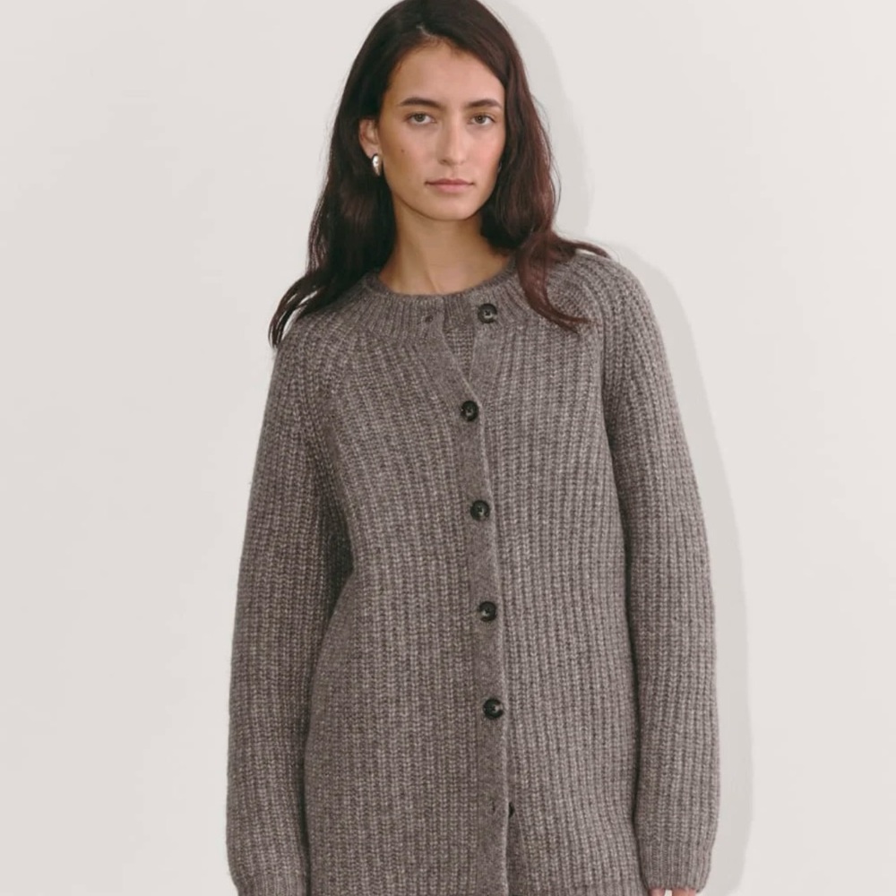 Everlane The Fisherman Cardigan in Cloud-Taupe Merino Wool/Organic Cotton/Alpaca